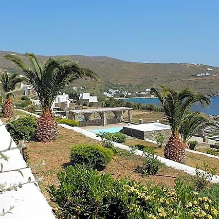 En Plo Отель Isternia (Tinos)